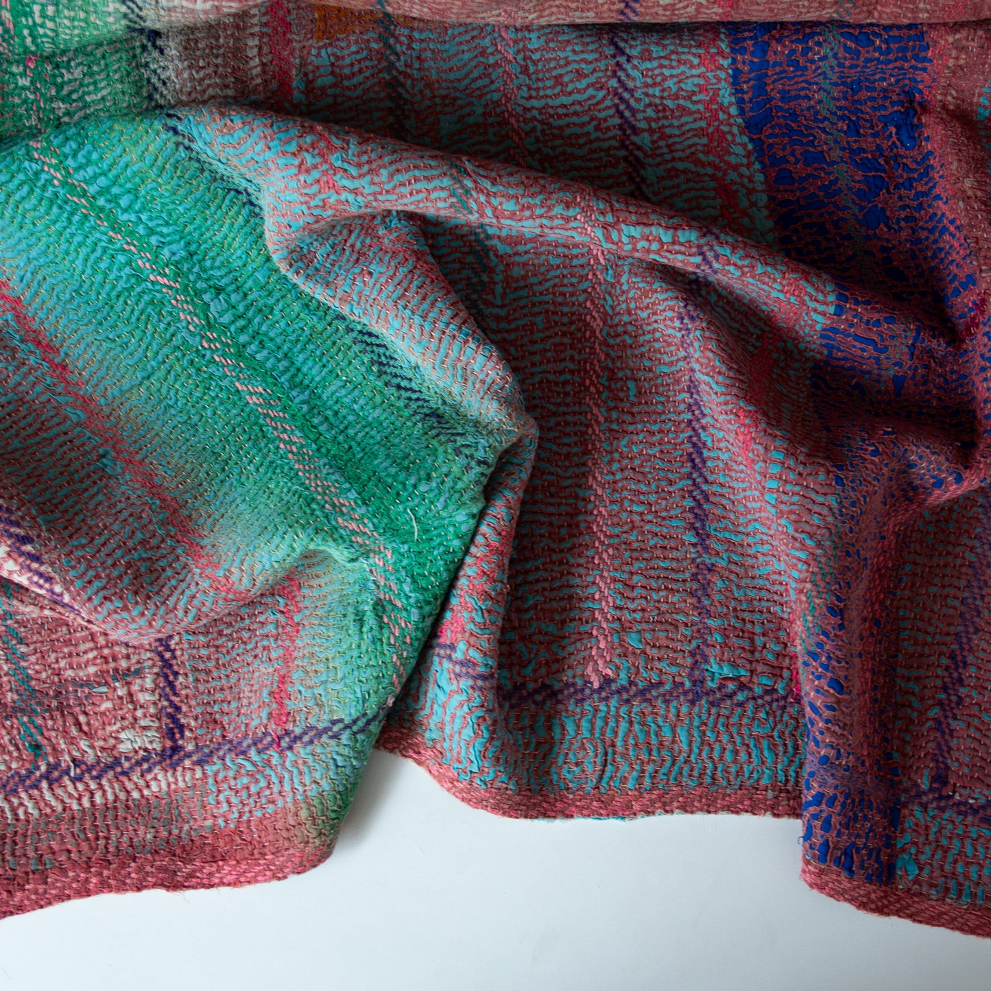 reversible vintage kantha throw | pink